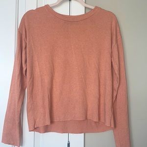 Very cute peach long sleeve thin sweater